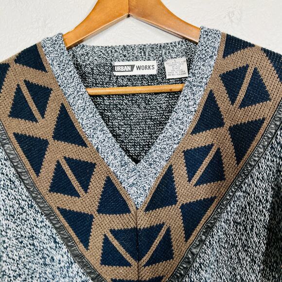 Vintage 80s Urban Works V Neck Dad Sweater Leather Trim Black White - L - Picture 3 of 7